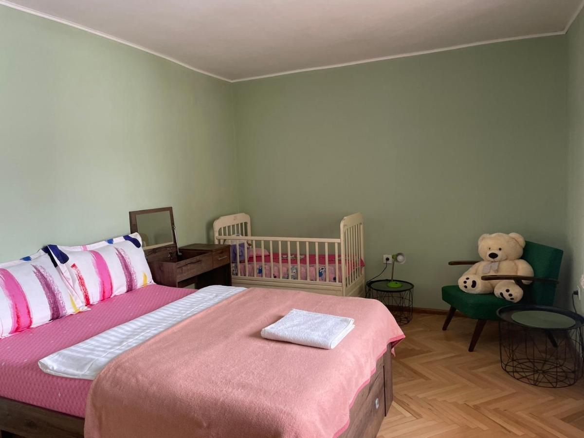 Апартамент Родопско Мече Dövlen Dış mekan fotoğraf